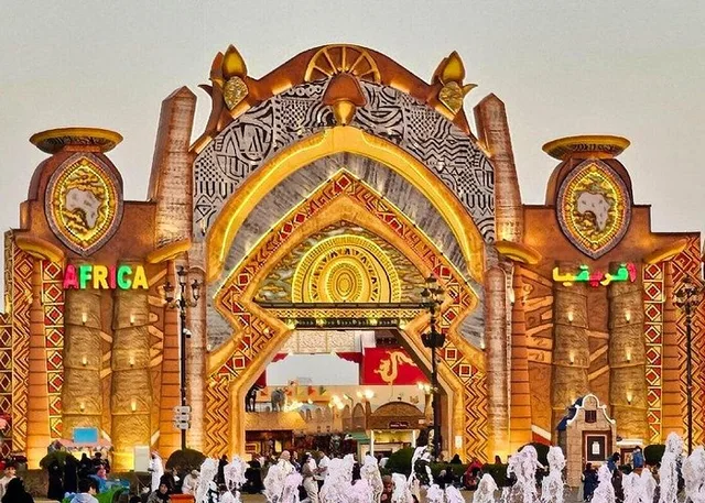Dubai: Private Shopping City Tour and Global Village Tickets in Dubai — experience image 4 of 19