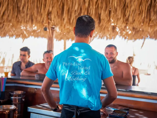 Paradise Island Snorkeling Cruise from Hurghada — photo 14