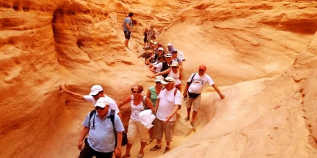 White Canyon & Coloured Canyon Jeep Safari from Dahab — photo 11