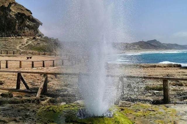 West Salalah coast photo 25