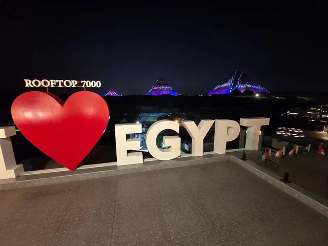 Great Pyramid Inn Dinner with Giza Pyramids Views — photo 3