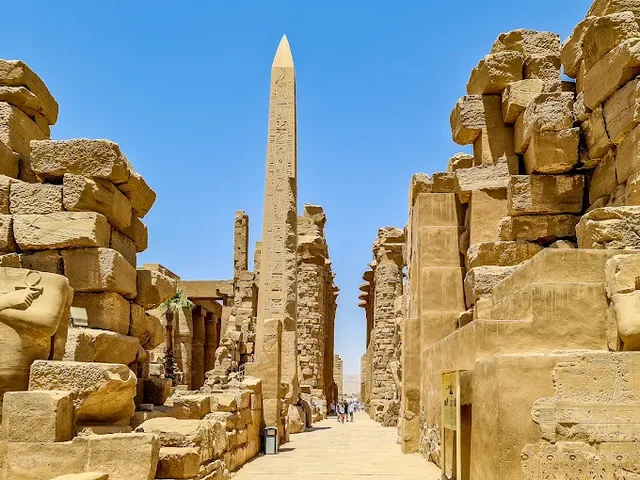 Luxor Day Tour from Aswan: Valley of the Kings and Temples — photo 17
