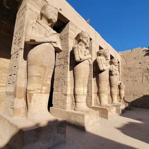 Luxor Day Tour from Aswan: Valley of the Kings and Temples — photo 10