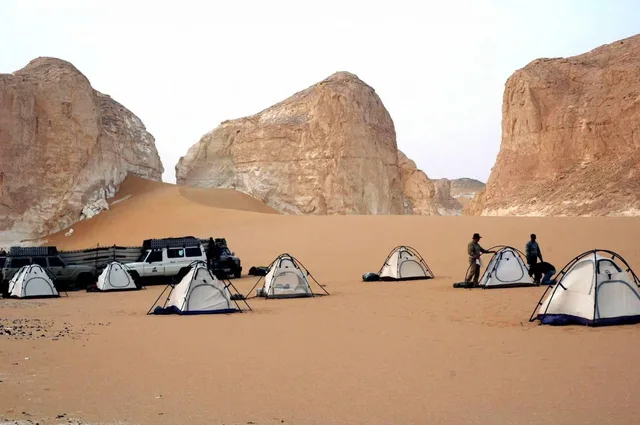 White Desert & Black Desert 2-Day Private Tour with Camping — photo 18