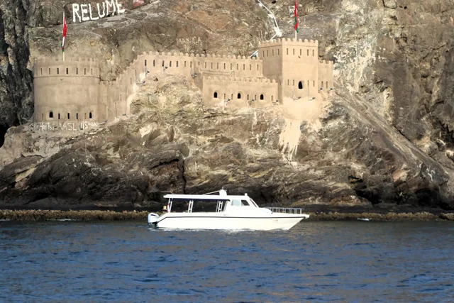 2-Hour Sunset Viewing Boat Tour — reference photograph