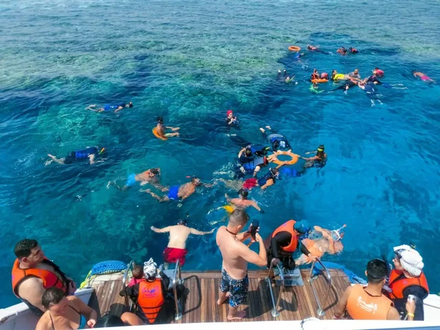 Sharm El-Sheikh: Tiran Island Cruise, Snorkelling with Lunch — photo 3