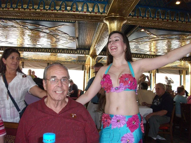 Cairo Nile Dinner Cruise with Live Entertainment — photo 20