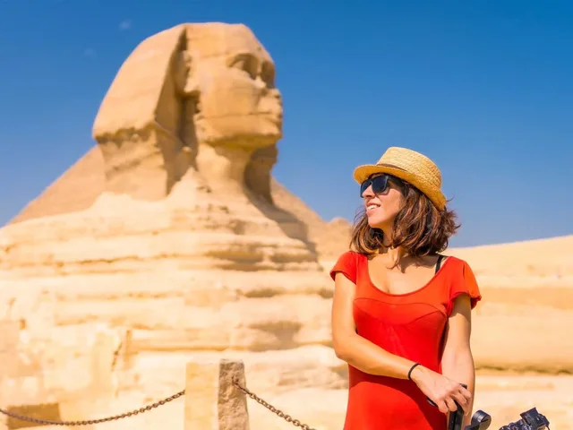 Giza Pyramids & Sphinx Half-Day Tour from Cairo — photo 10