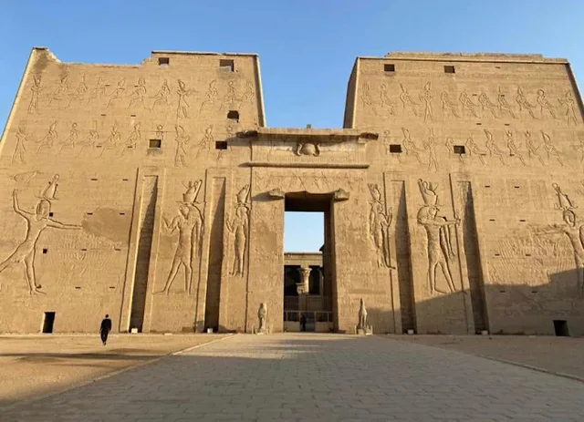 Kom Ombo and Edfu Temples Private Day Tour from Aswan — photo 11