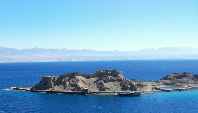 Pharaoh's Island Snorkeling Cruise from Taba — photo 9