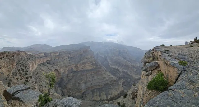 Oman’s Grand Canyon Balcony Walk — reference photograph