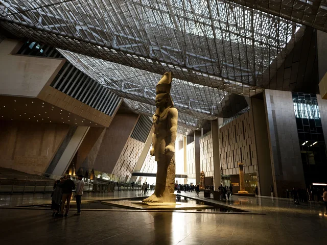 Grand Egyptian Museum, Giza Pyramids & Sphinx Tour — photo 8