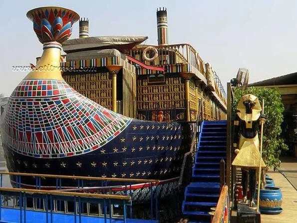 Cairo Nile Dinner Cruise with Live Entertainment — tour photograph