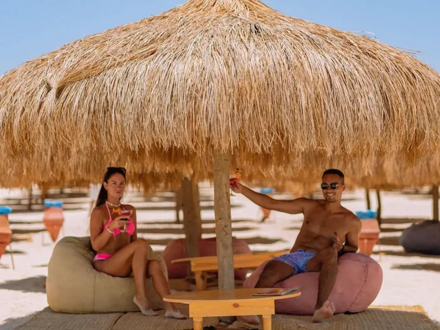 Hula Hula Island Yacht Tour from Hurghada with Lunch — photo 7