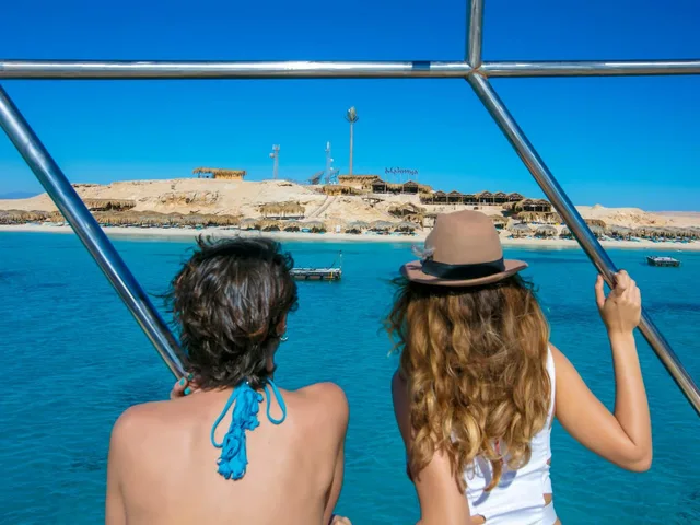 Mahmya Island Day Trip from Hurghada with Lunch — tour photograph