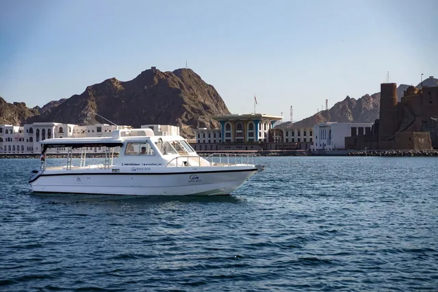 2-Hour Sunset Viewing Boat Tour — reference photograph