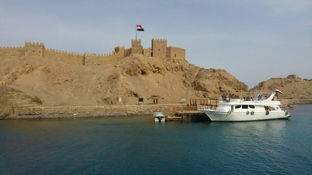 Pharaoh's Island Snorkeling Cruise from Taba — tour photograph