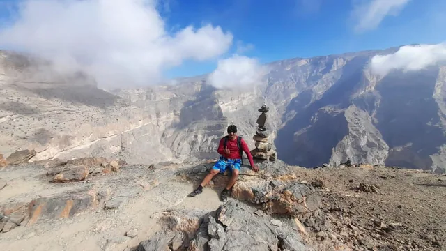 Oman’s Grand Canyon Balcony Walk — reference photograph