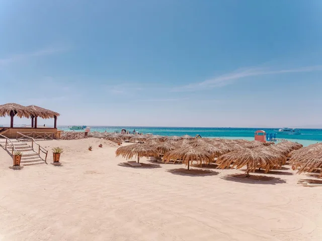 Paradise Island Snorkeling Cruise from Hurghada — photo 11